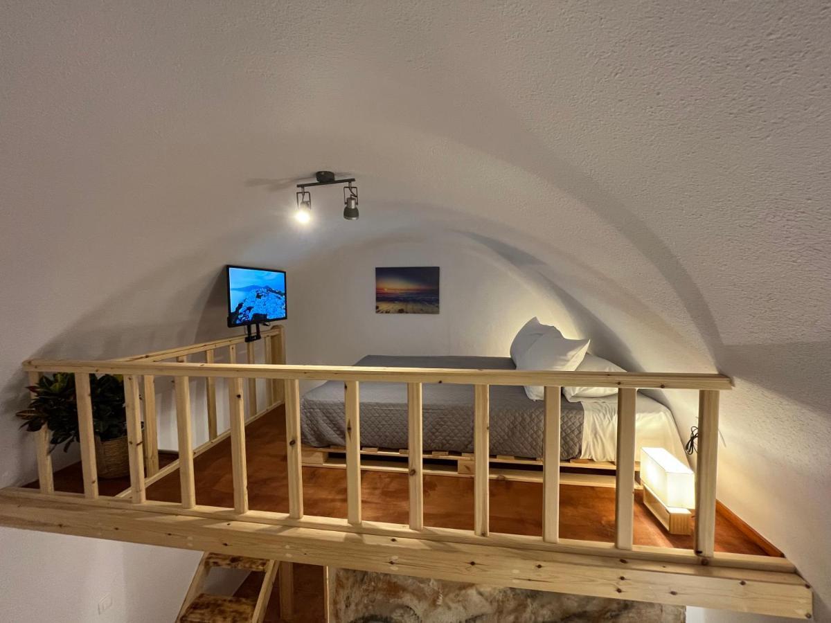 Villa Sertis Santorini Imerovígli Extérieur photo