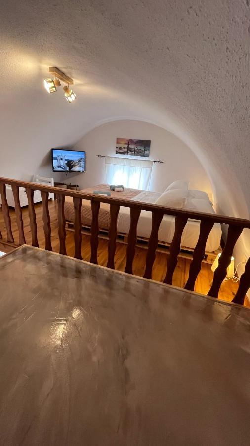 Villa Sertis Santorini Imerovígli Extérieur photo